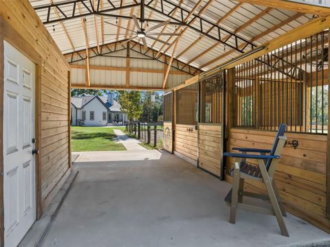 Tiny photo for 10571 NW 8th Lane, Ocala, FL 34482 (MLS # OM712284)