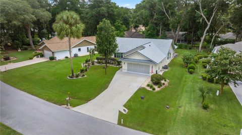 A home in DUNNELLON