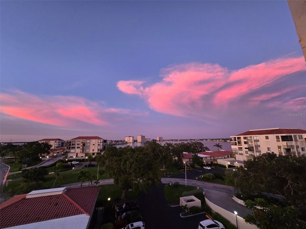 Photo of 6219 Palma Del Mar Boulevard S #602, St Petersburg, FL 33715 (MLS # U8237520)