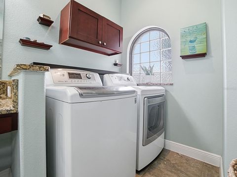 Tiny photo for 38701 Oak Place Court, Lady Lake, FL 32159 (MLS # G5108689)