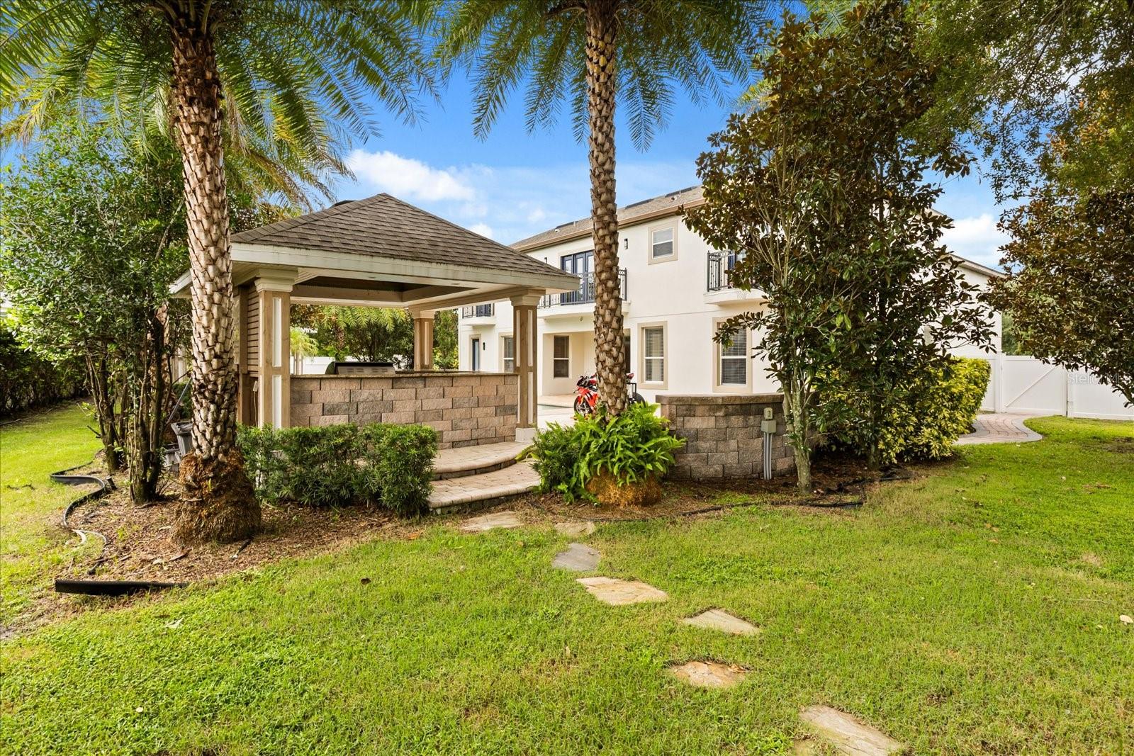 FOREST TRLS J & N - Residential