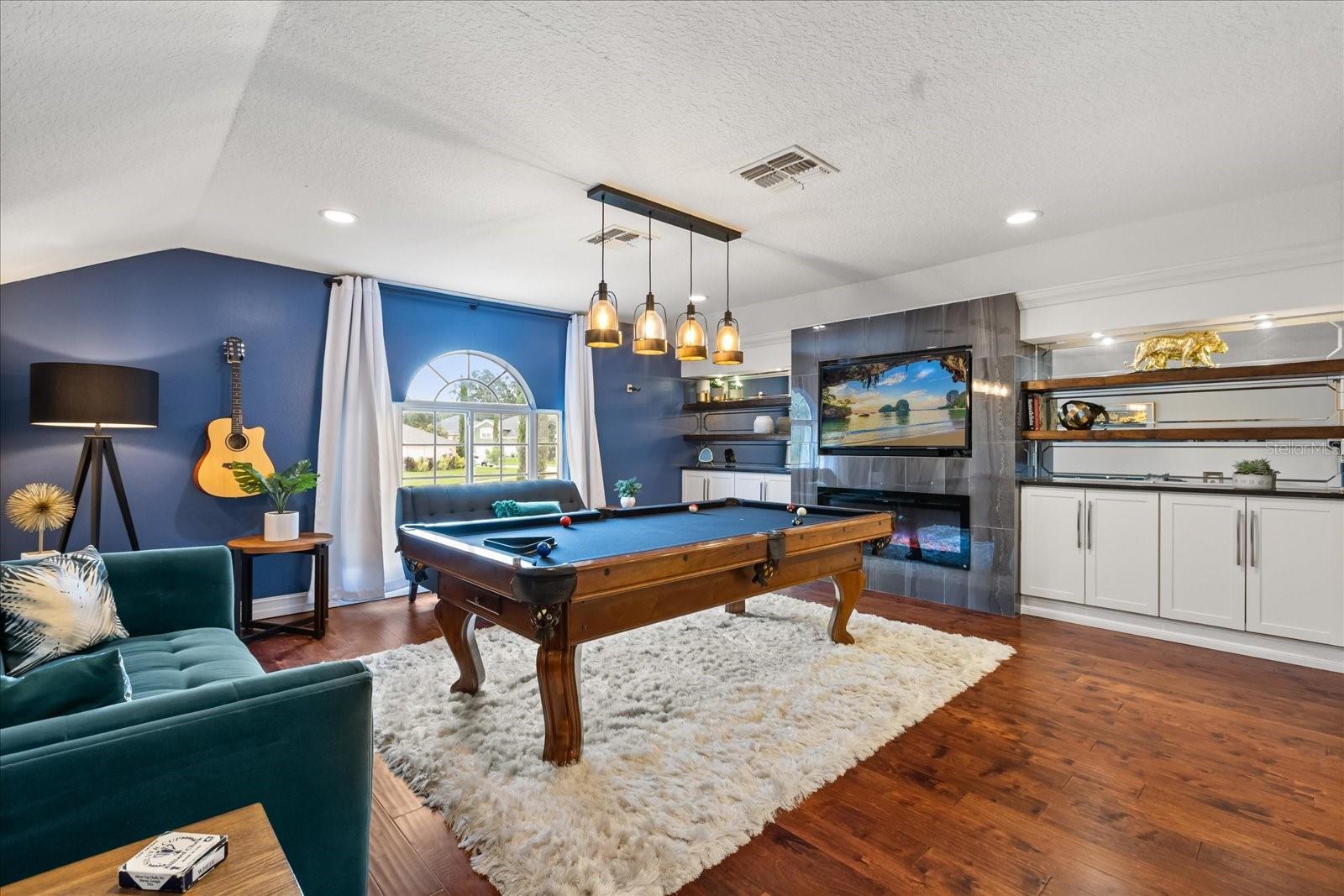 FOREST TRLS J & N - Residential