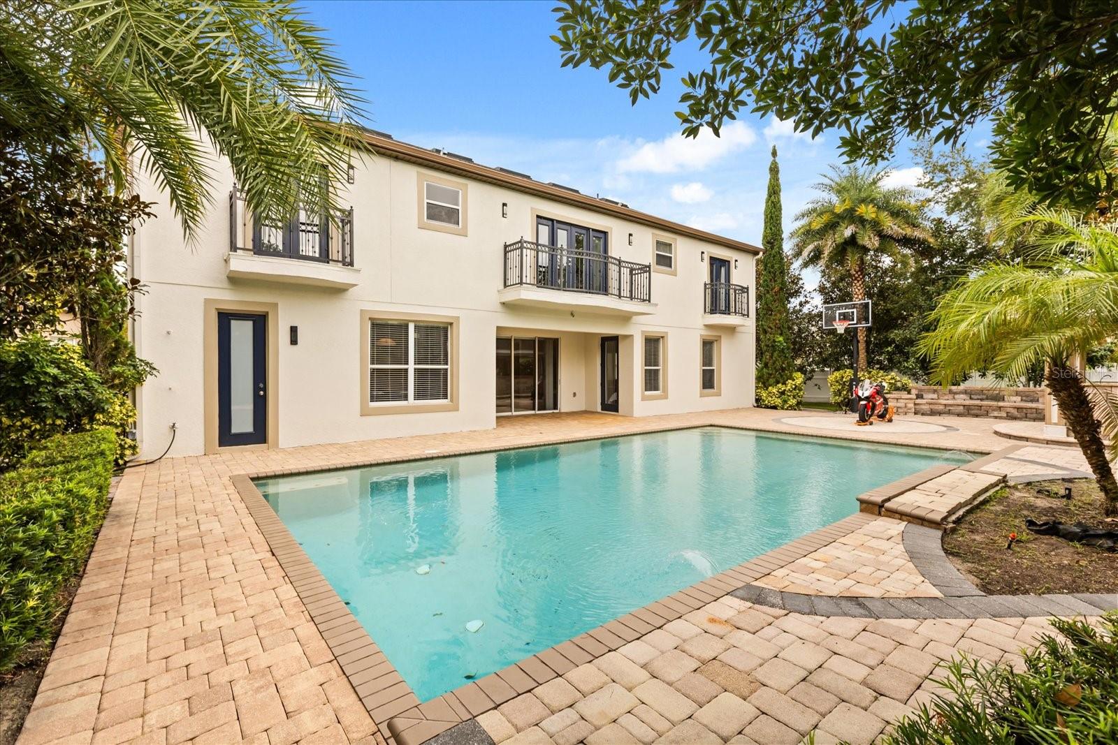 3013 SPICENUT COURT