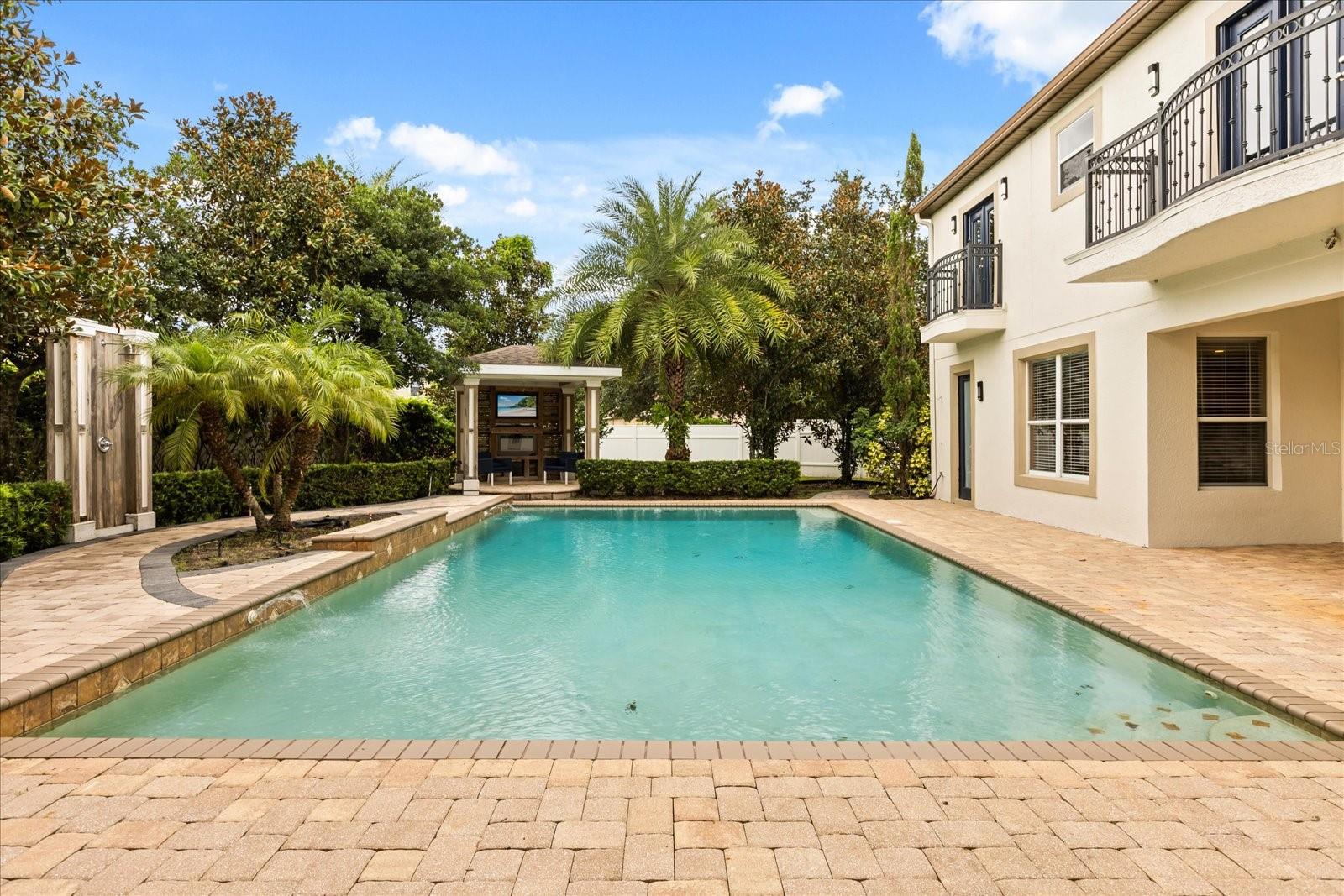 3013 SPICENUT COURT