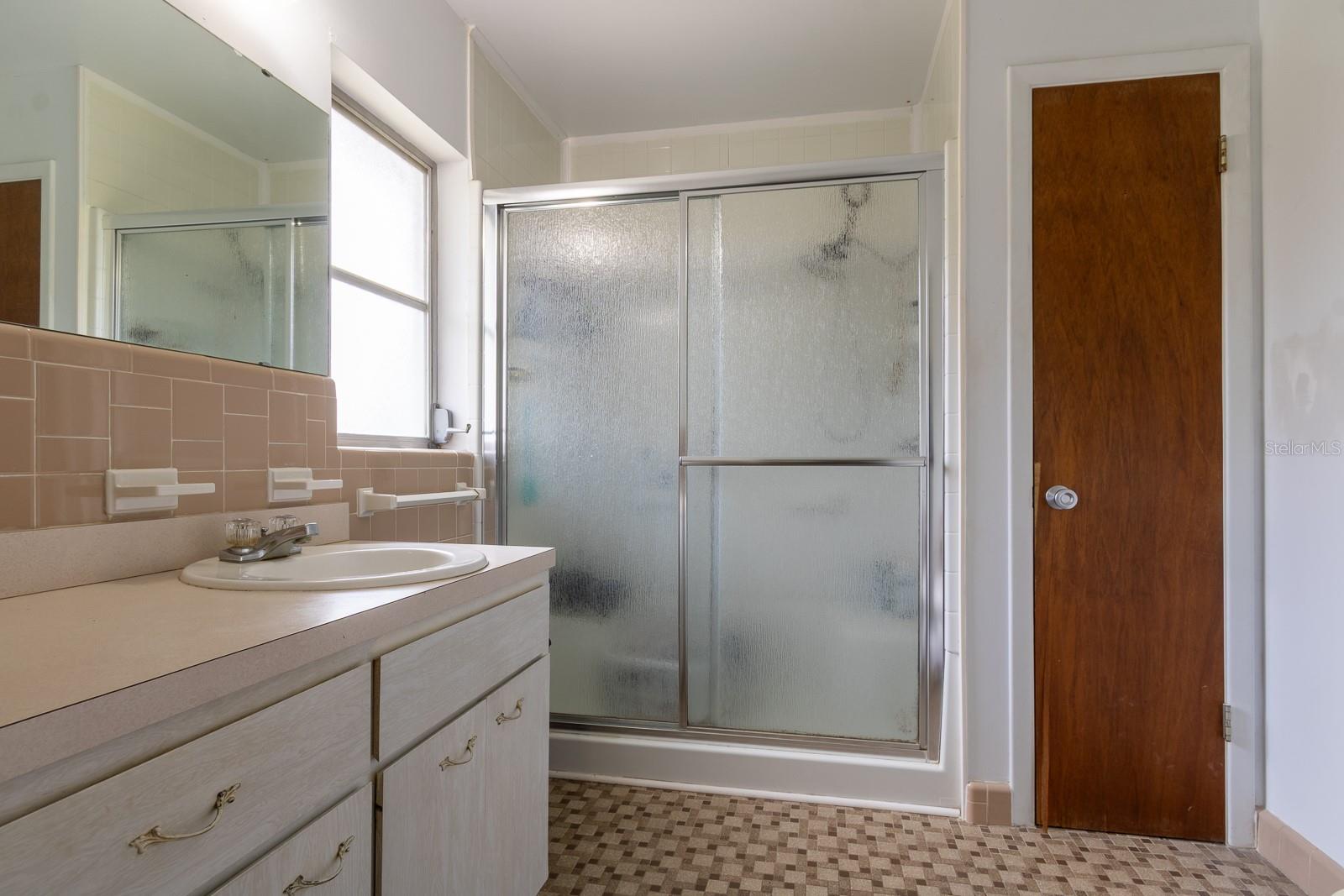 RIDGEWOOD SUB - Residential