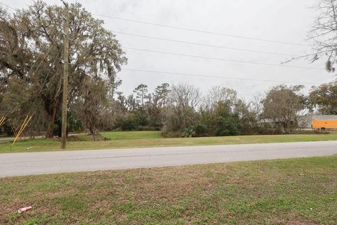 Tiny photo for 5810 SE Abshier Boulevard, Belleview, FL 34420 (MLS # OM695671)