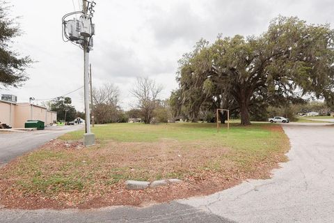 Tiny photo for 5810 SE Abshier Boulevard, Belleview, FL 34420 (MLS # OM695671)
