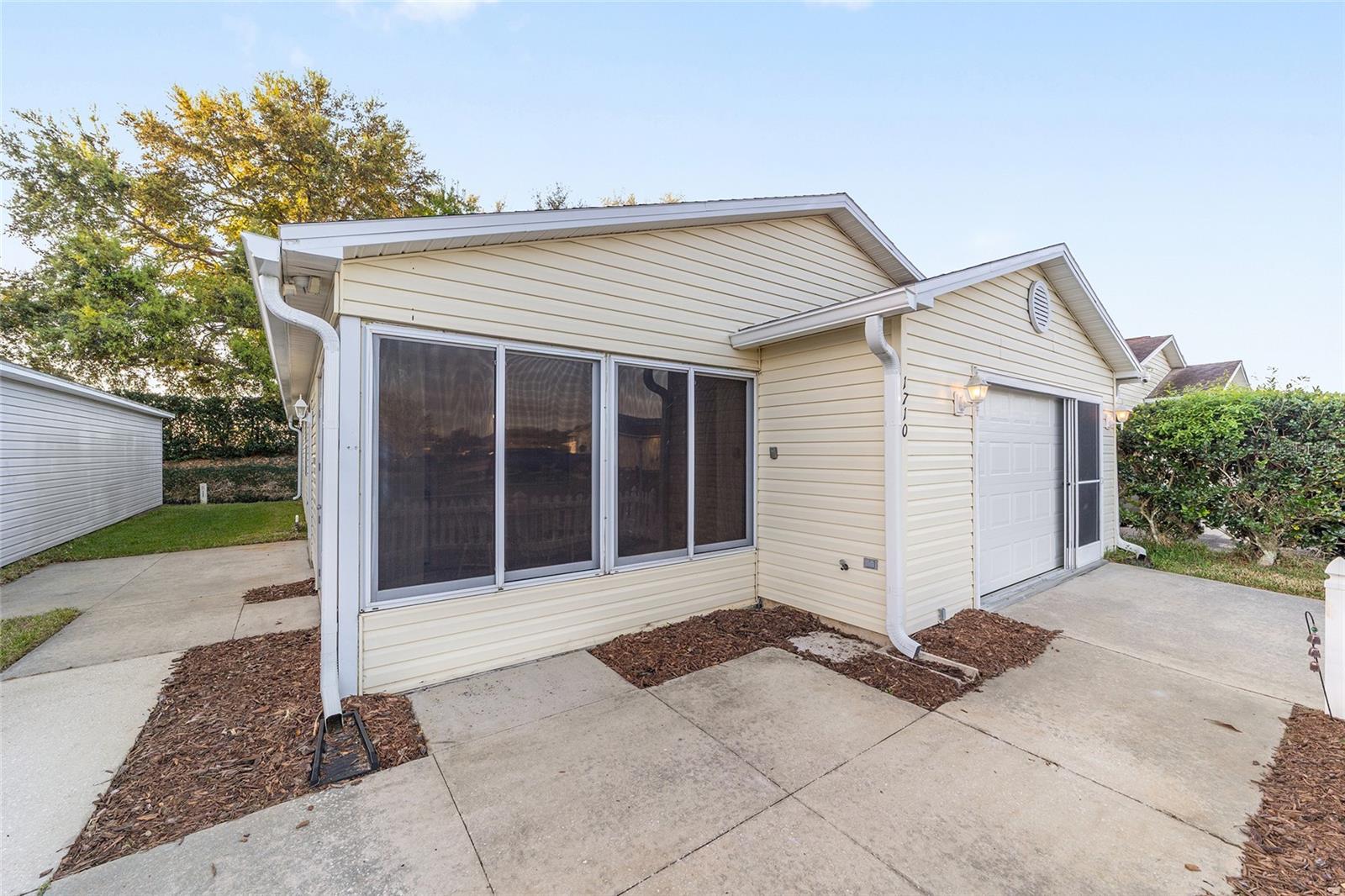 VILLAGES SUMTER VILLA DE LA VI - Residential