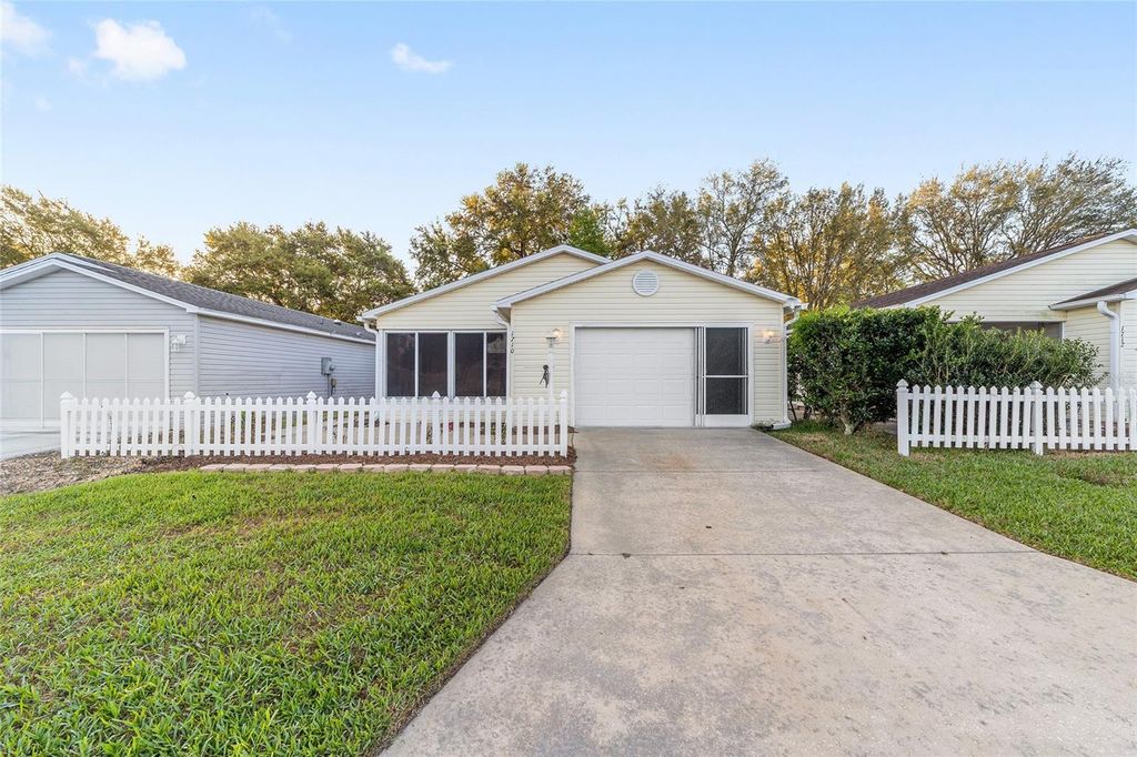 Photo of 1710 Morelos Road, The Villages, FL 32159 (MLS # OM720774)