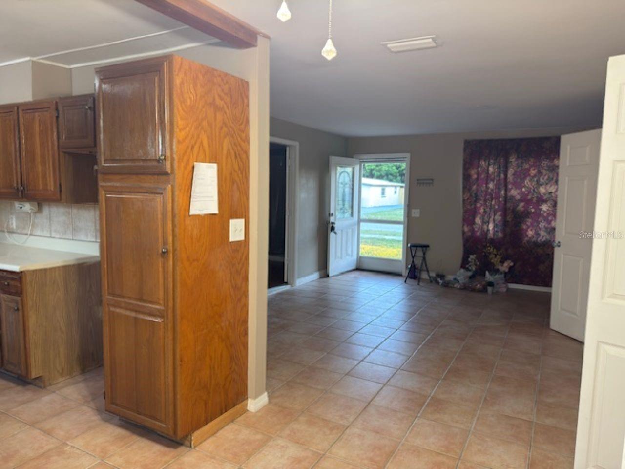 GANDY GARDENS 09 - Residential Lease