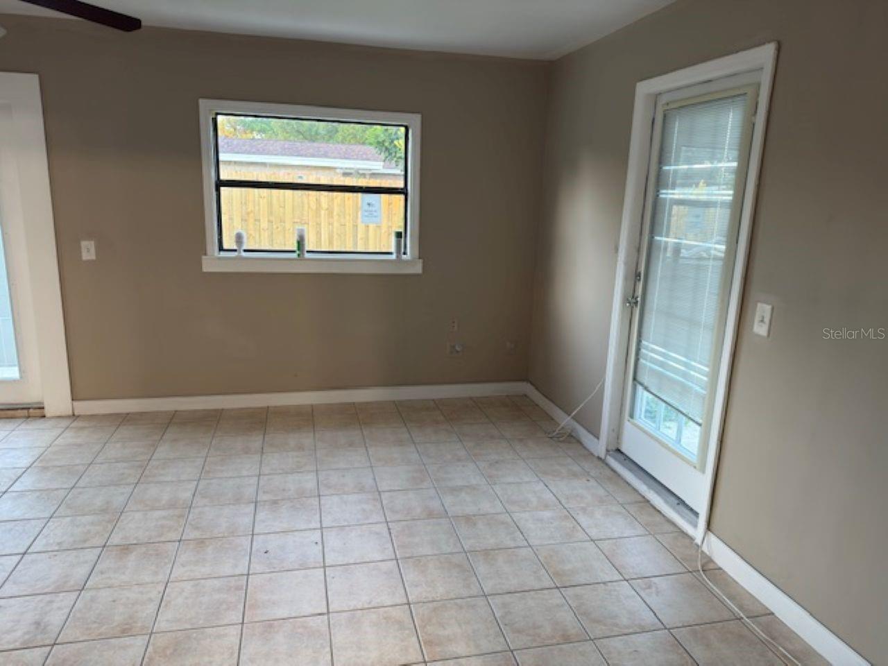 GANDY GARDENS 09 - Residential Lease