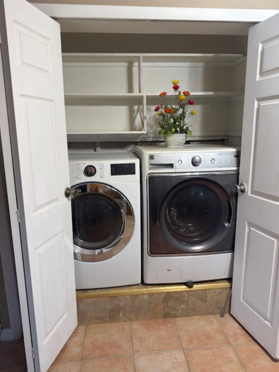 GANDY GARDENS 09 - Residential Lease