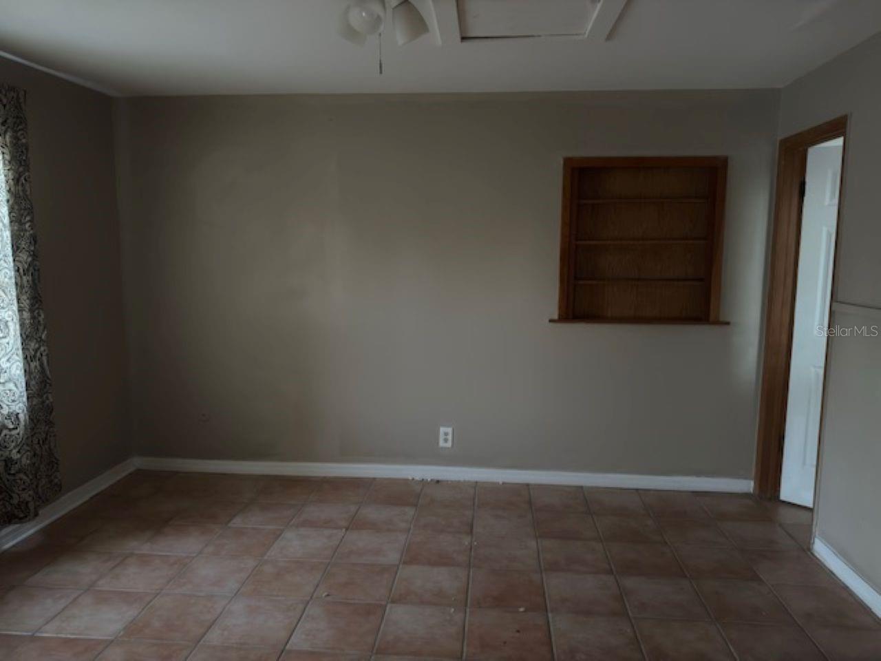 GANDY GARDENS 09 - Residential Lease