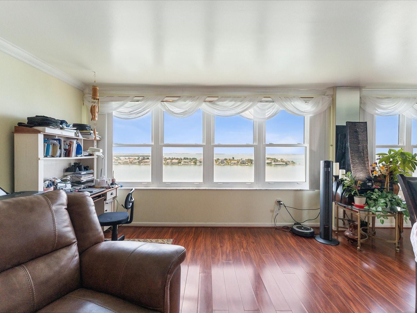 5200 BRITTANY DRIVE S 1204
