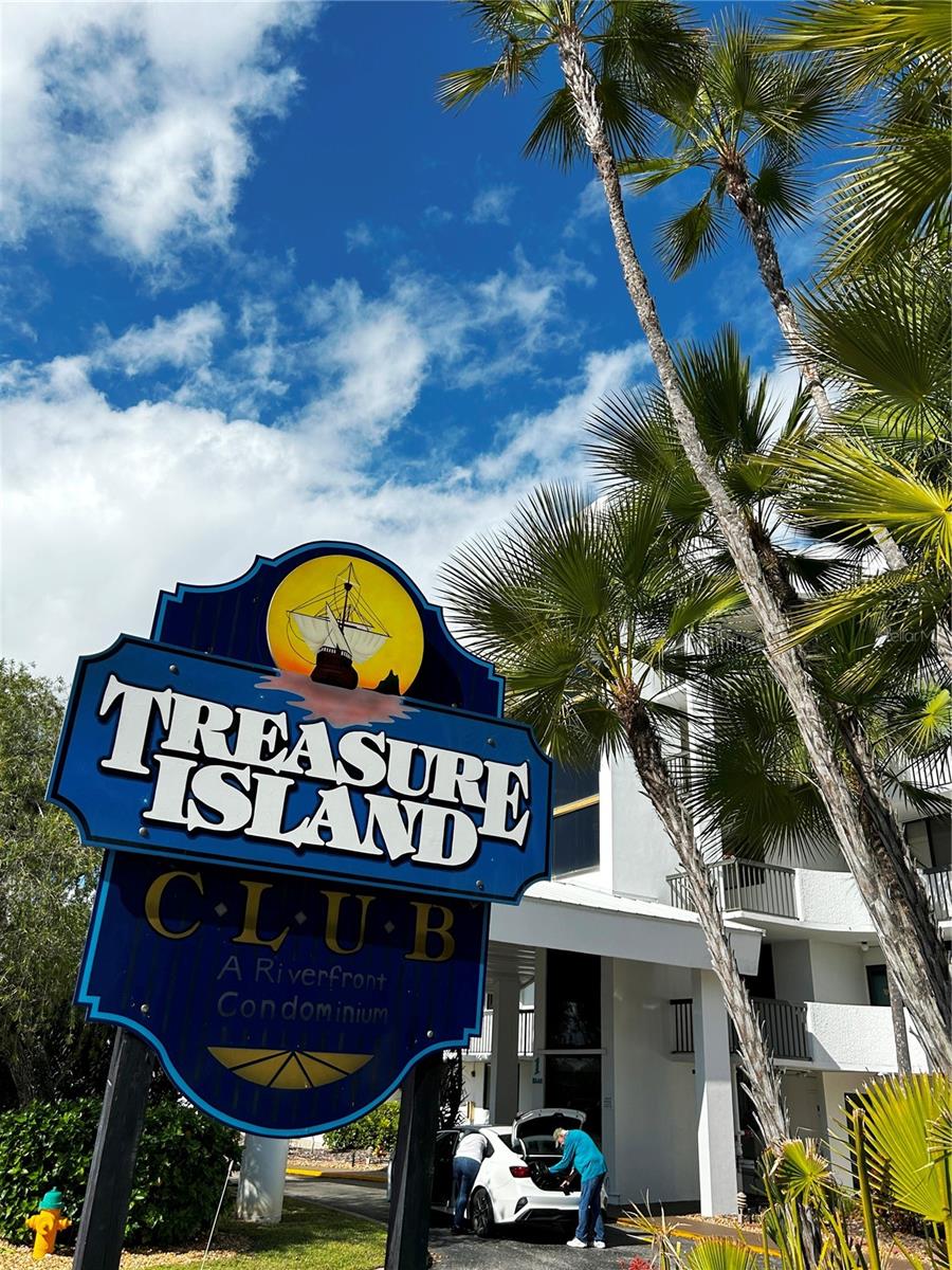 300 COLUMBIA DRIVE 208-1