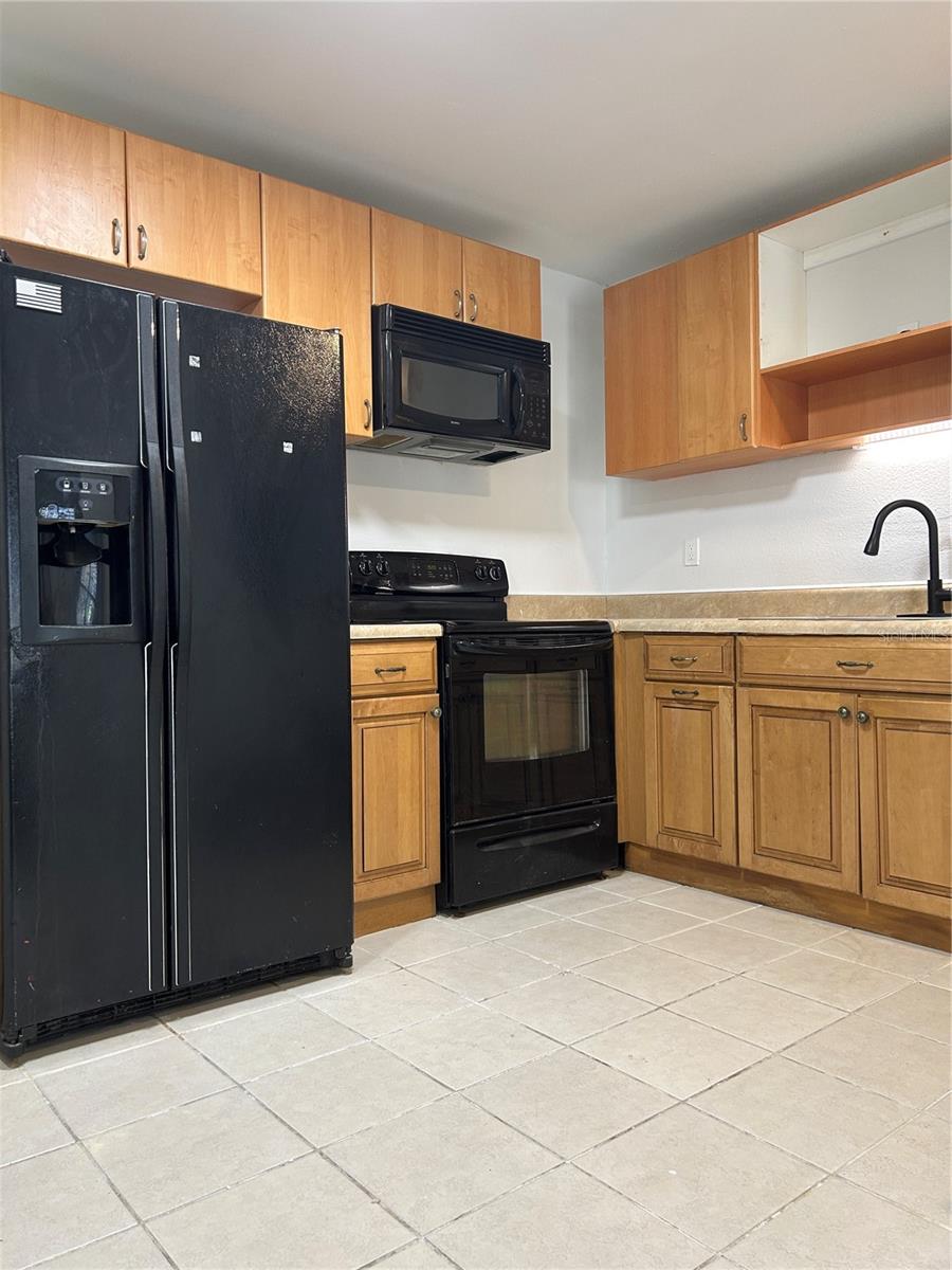 GLENDALE VILLAS - Residential Lease