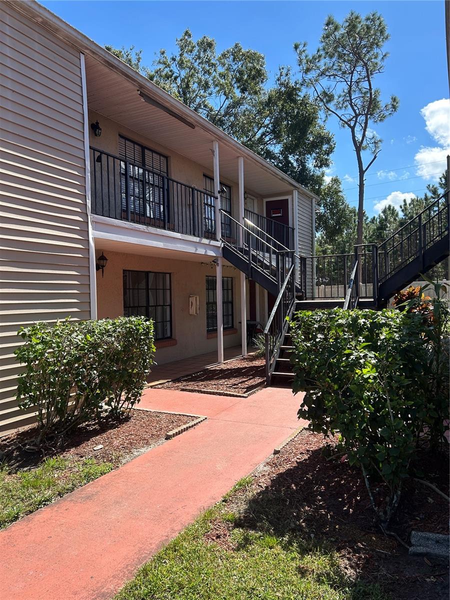 GLENDALE VILLAS - Residential Lease