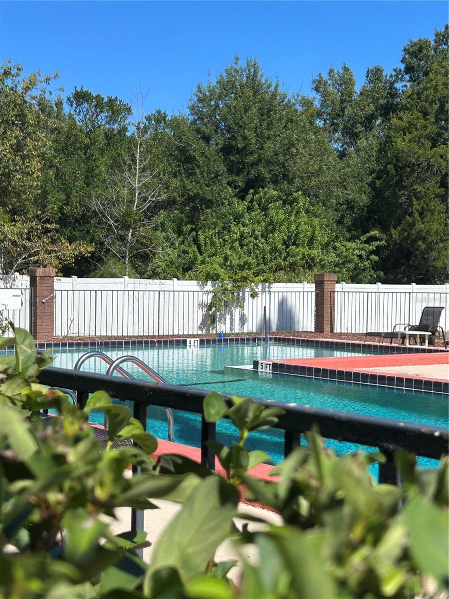 GLENDALE VILLAS - Residential Lease