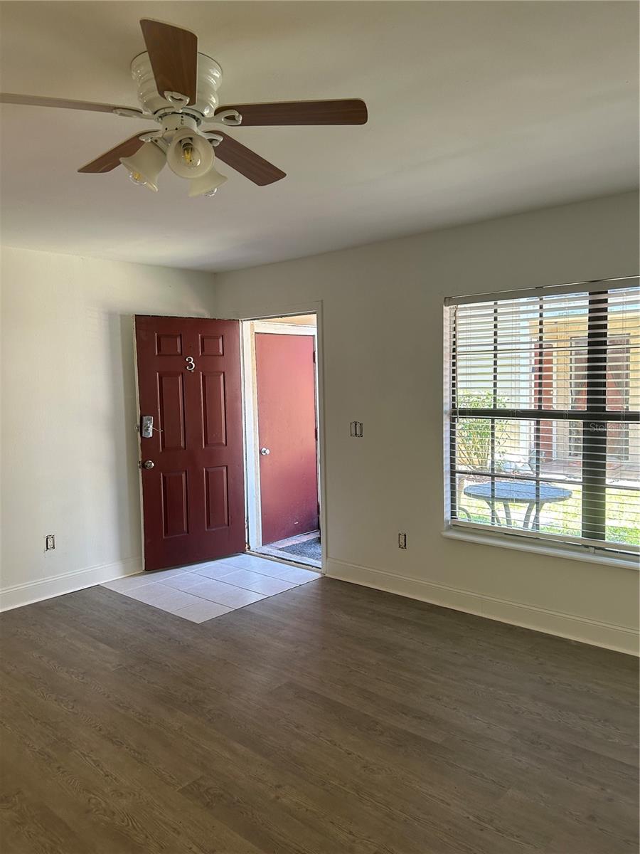 GLENDALE VILLAS - Residential Lease