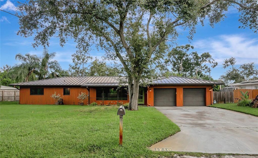 Photo of 1710 Brentwood Drive, Clearwater, FL 33756 (MLS # TB8403004)