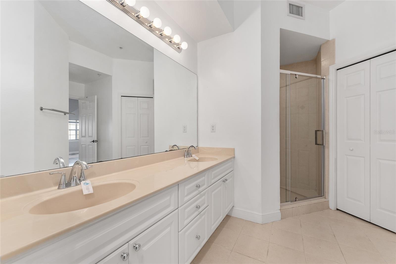 UNION STREET STATION - Residential