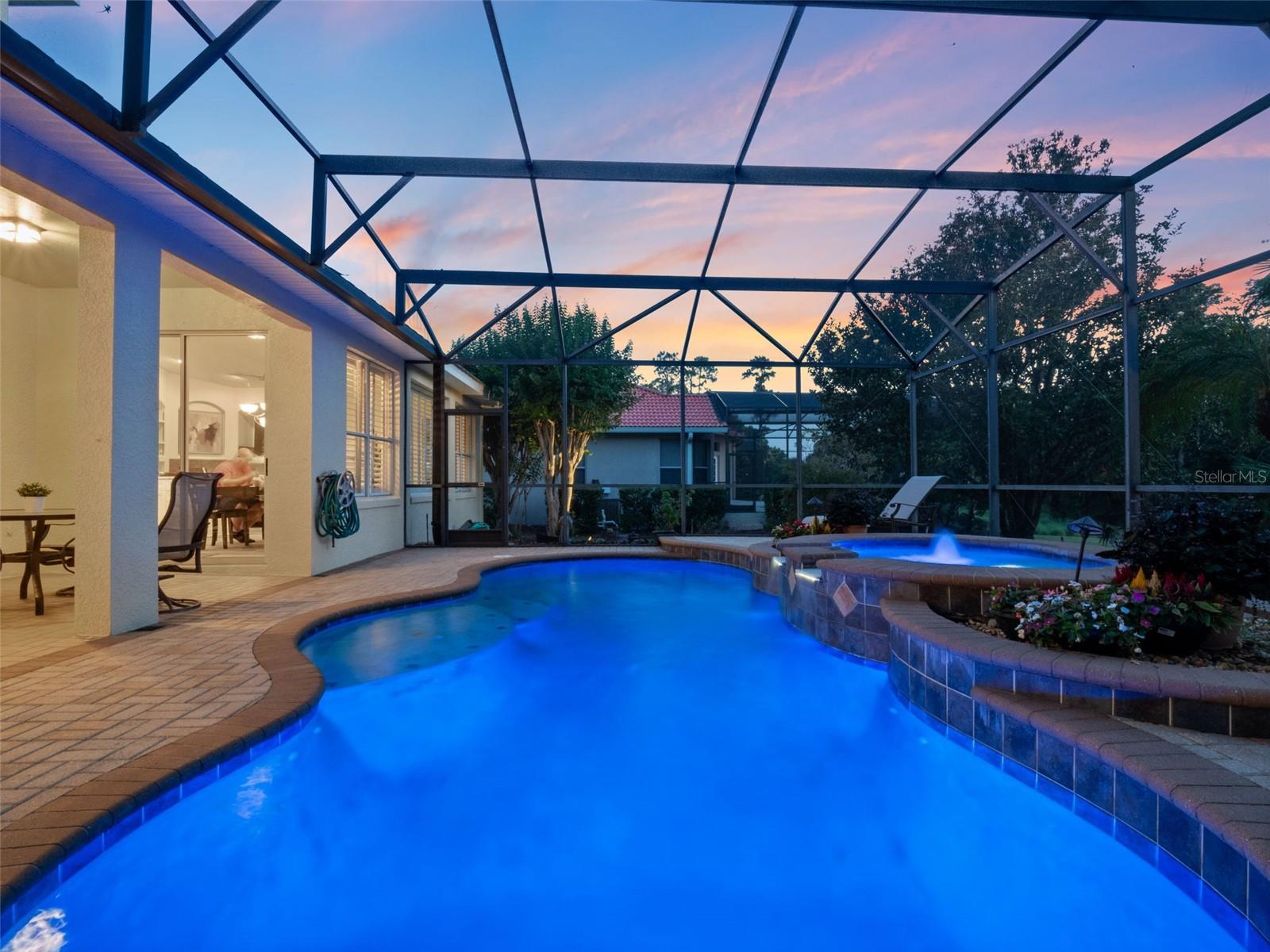 ALAQUA LAKES - Residential