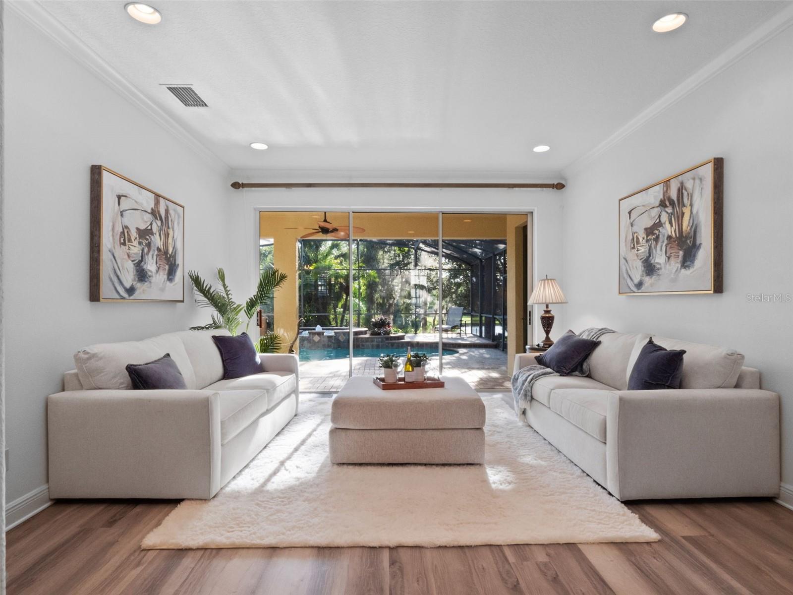 ALAQUA LAKES - Residential