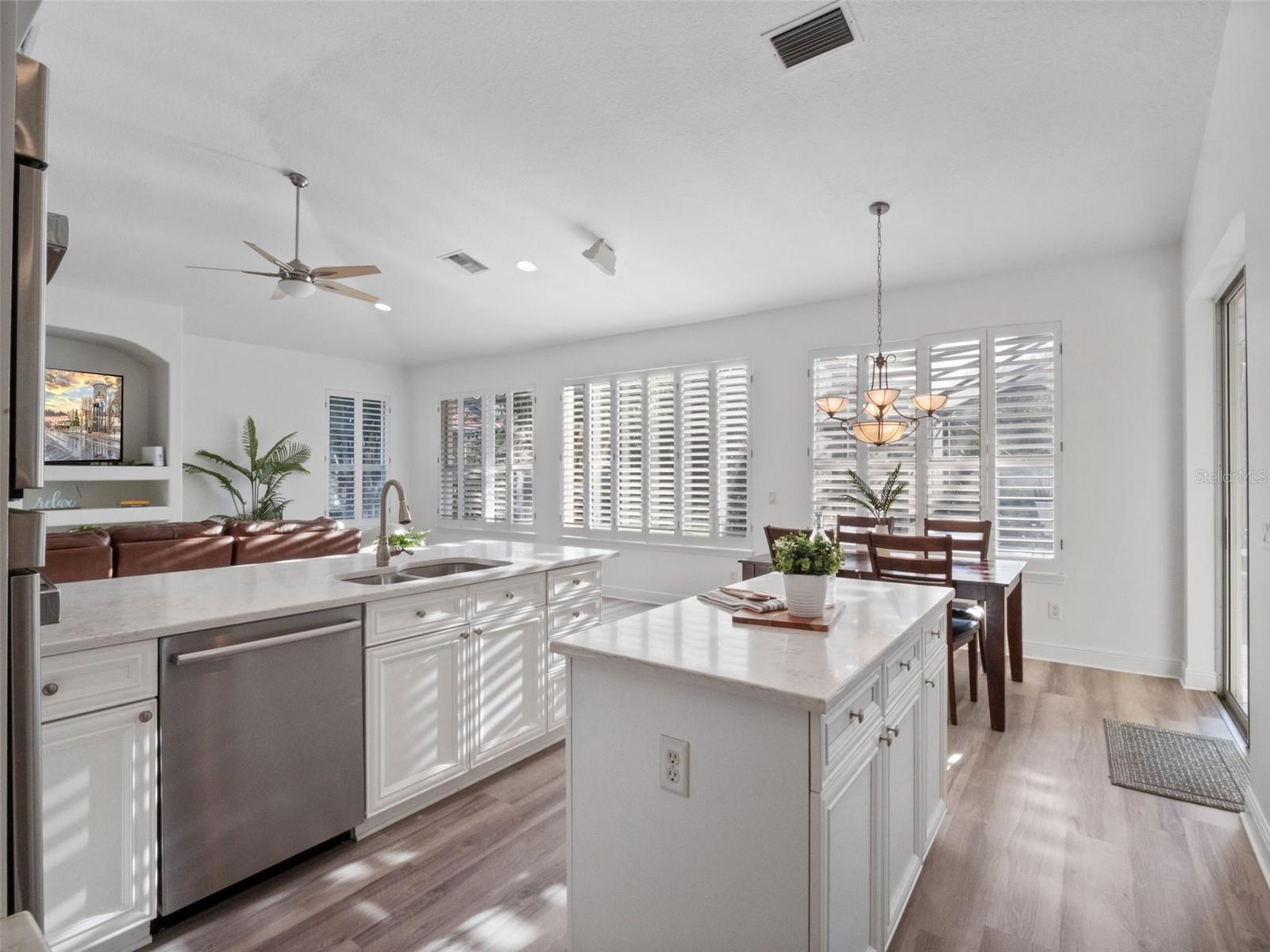 ALAQUA LAKES - Residential