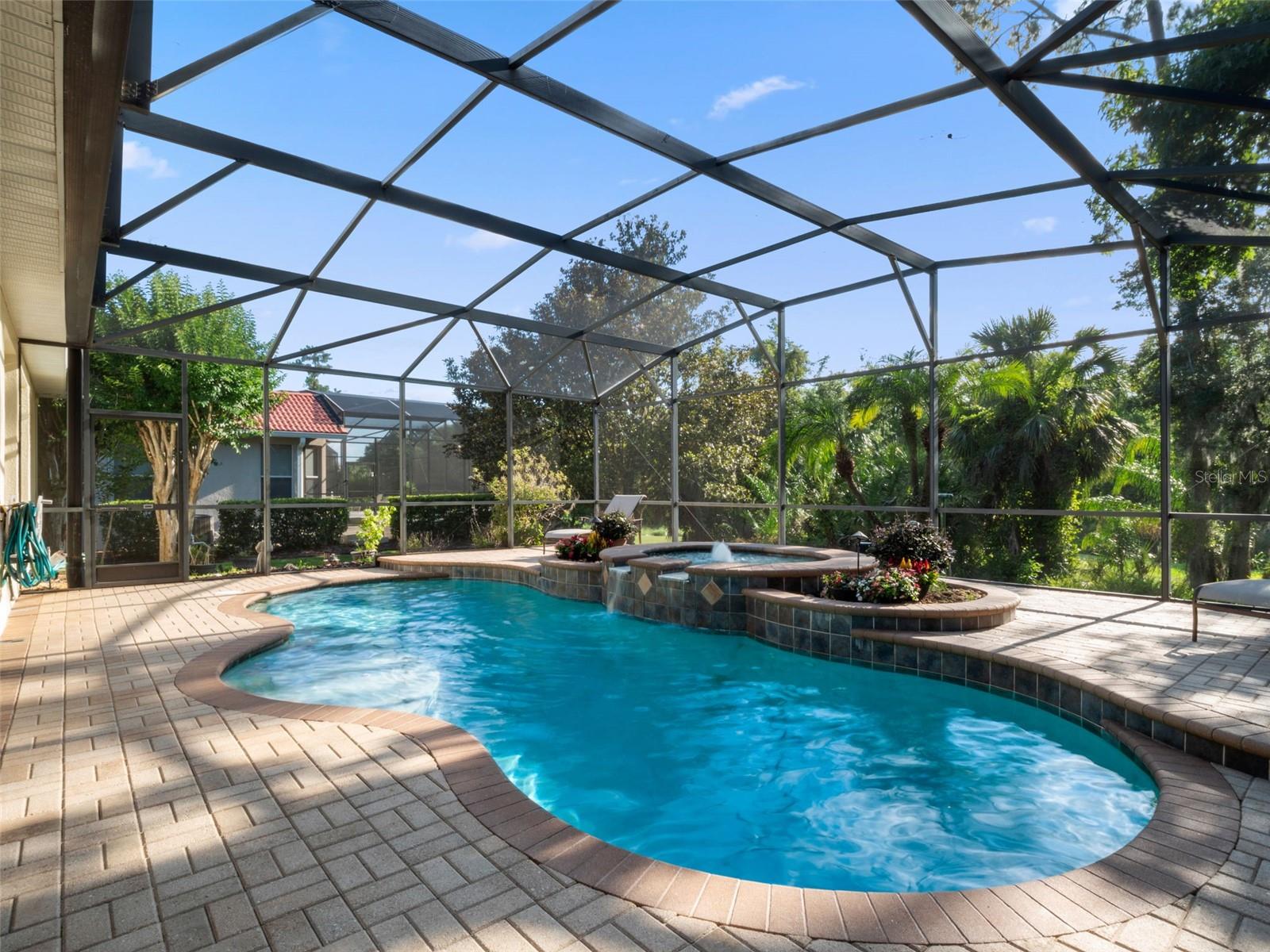 ALAQUA LAKES - Residential