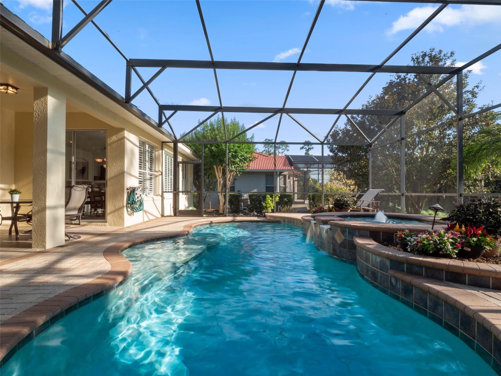 ALAQUA LAKES - Residential