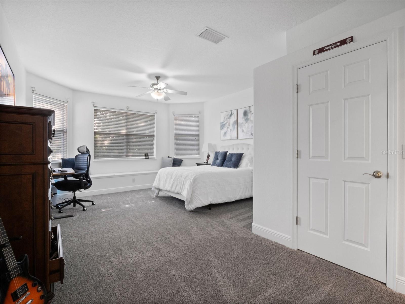 ALAQUA LAKES - Residential