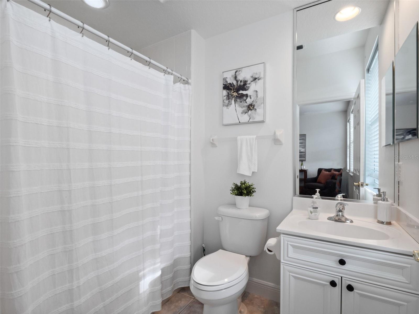 ALAQUA LAKES - Residential