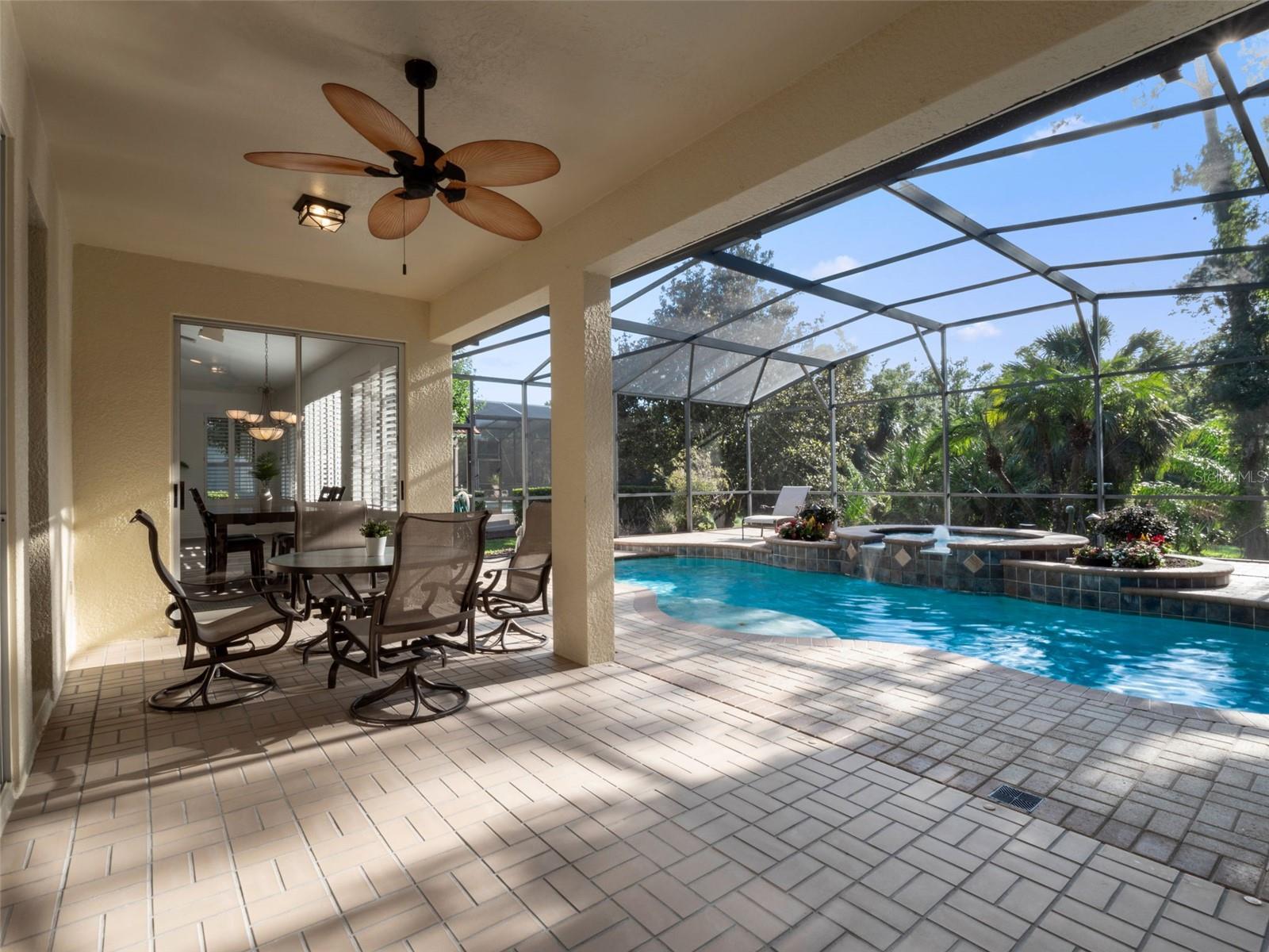ALAQUA LAKES - Residential