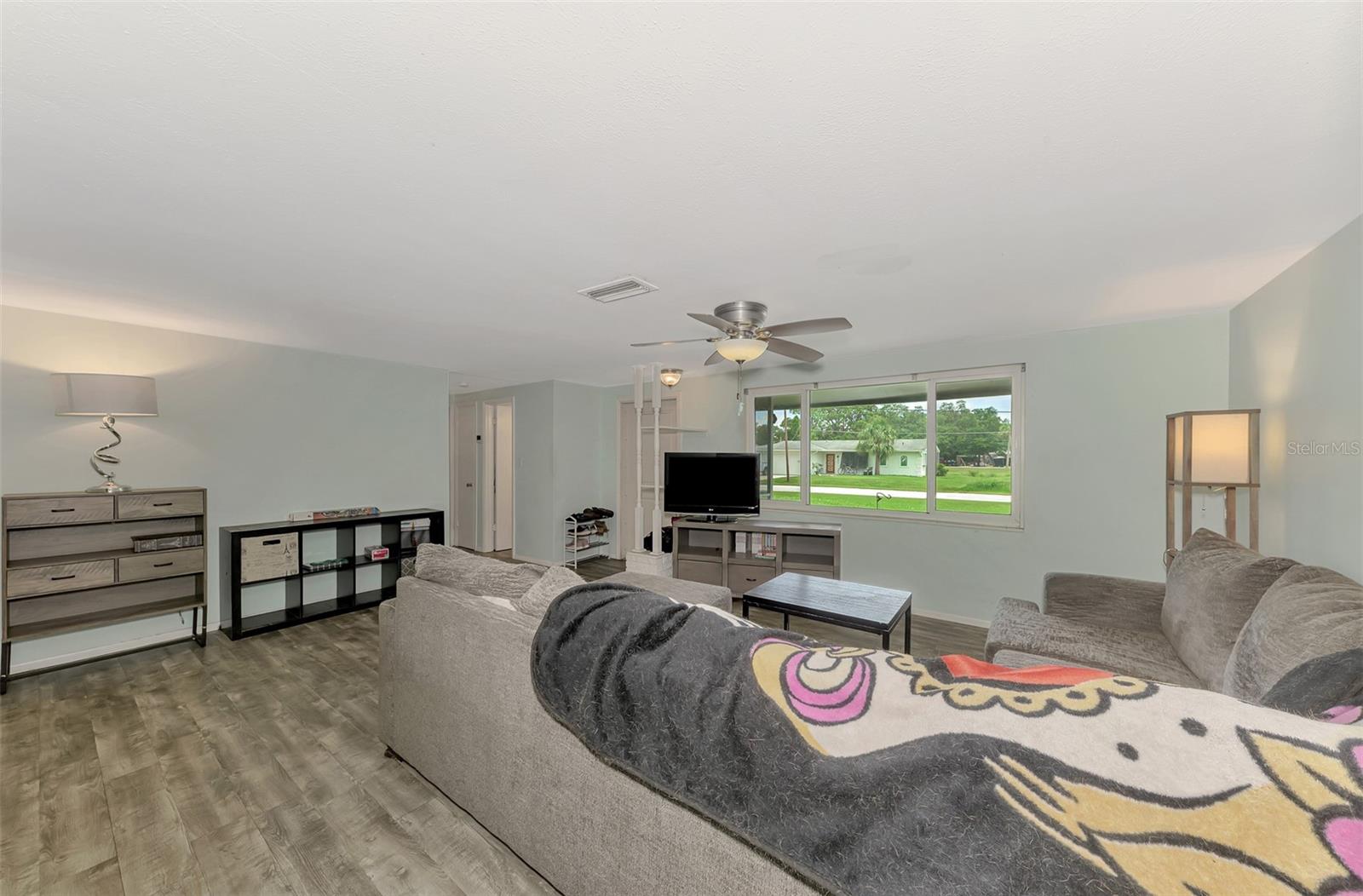 2900 SIESTA DRIVE