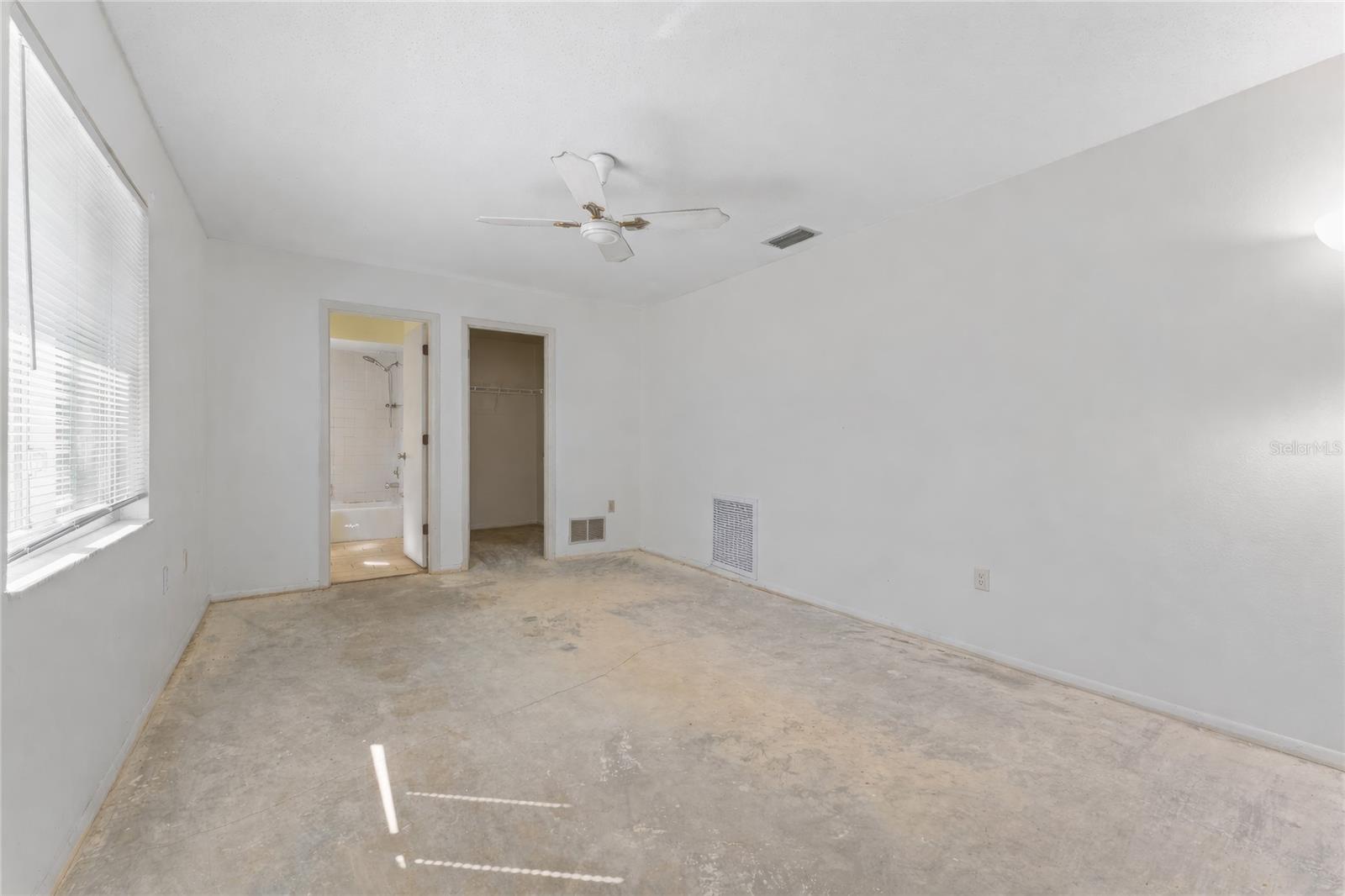 VENEZIA PARK SEC OF VENICE - Residential