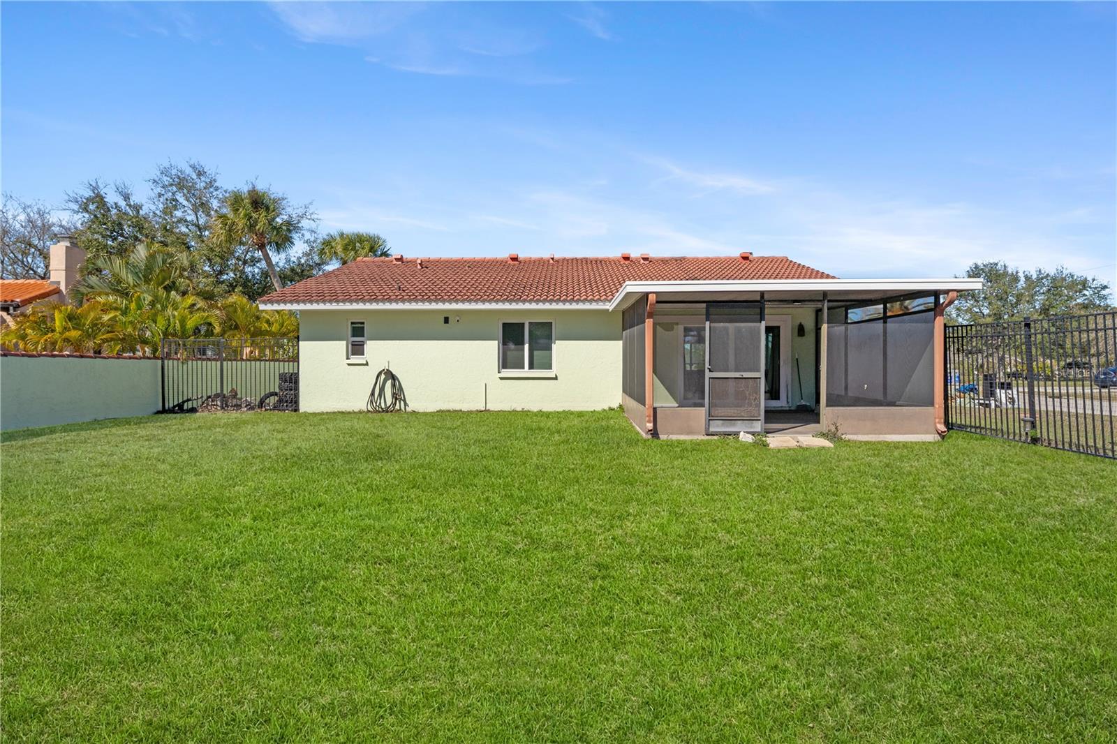 VENEZIA PARK SEC OF VENICE - Residential