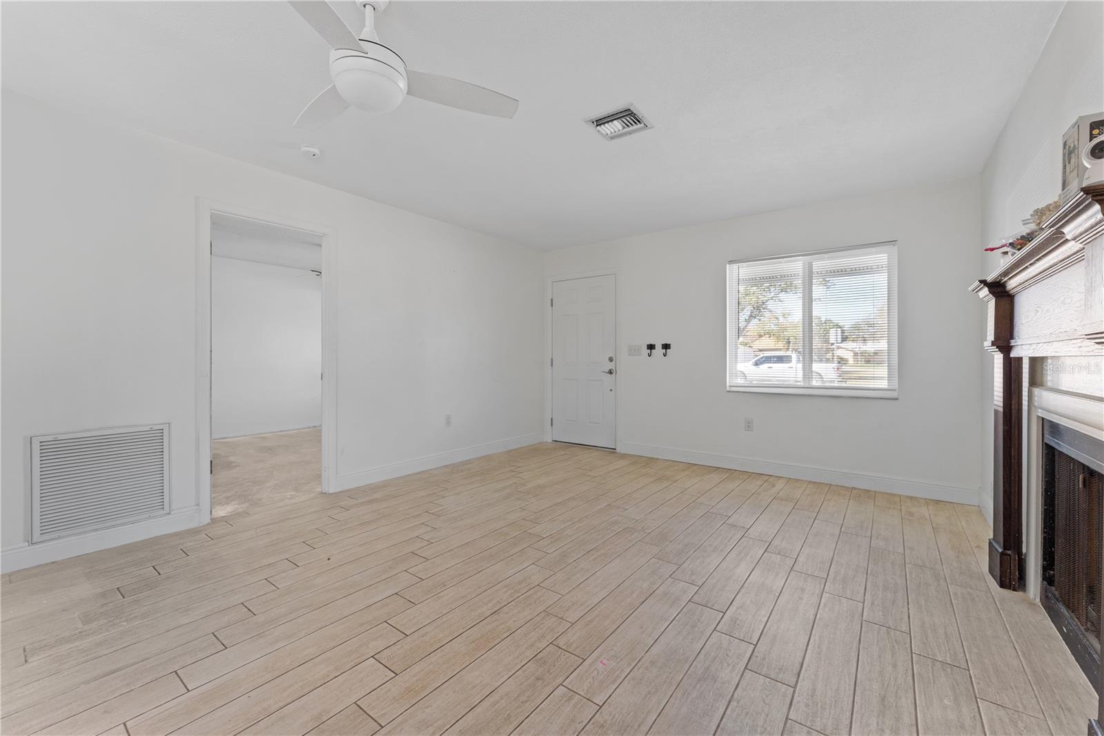 VENEZIA PARK SEC OF VENICE - Residential