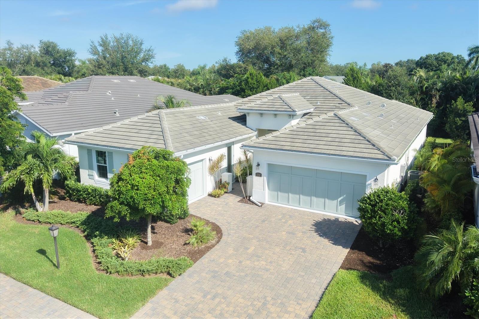 7717 SANDHILL LAKE DRIVE