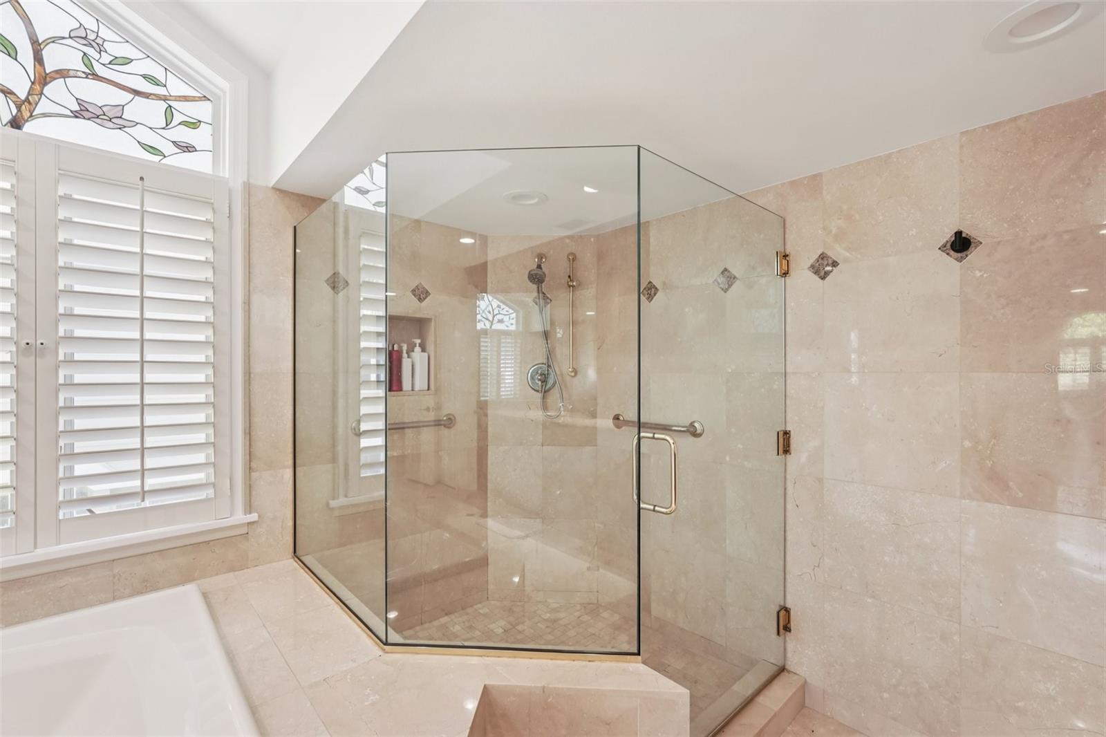 TIDY ISLAND PH II - Residential