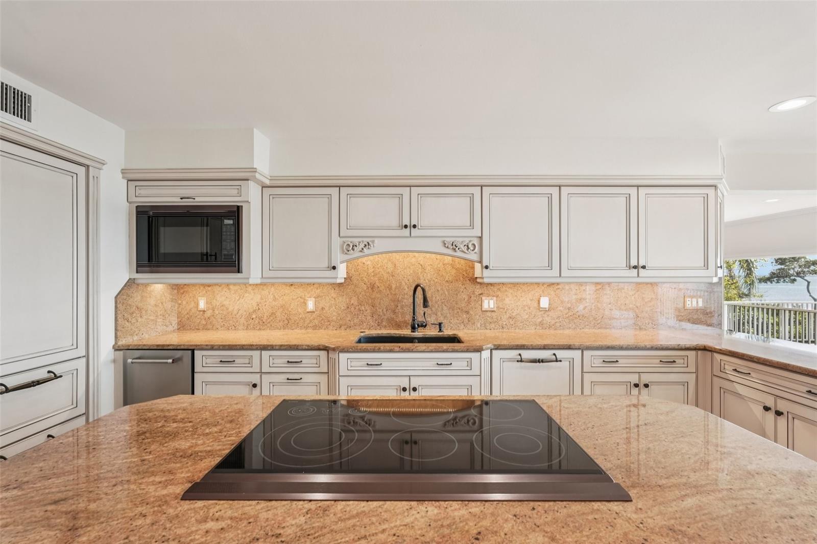 TIDY ISLAND PH II - Residential