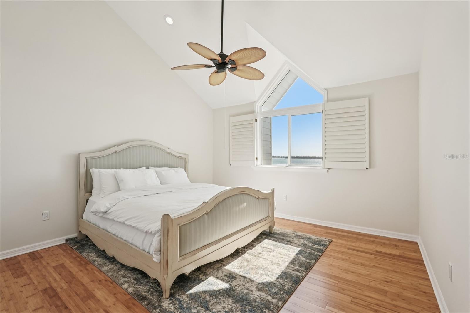 TIDY ISLAND PH II - Residential