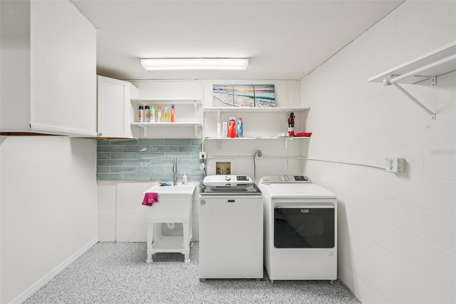 TIDY ISLAND PH II - Residential