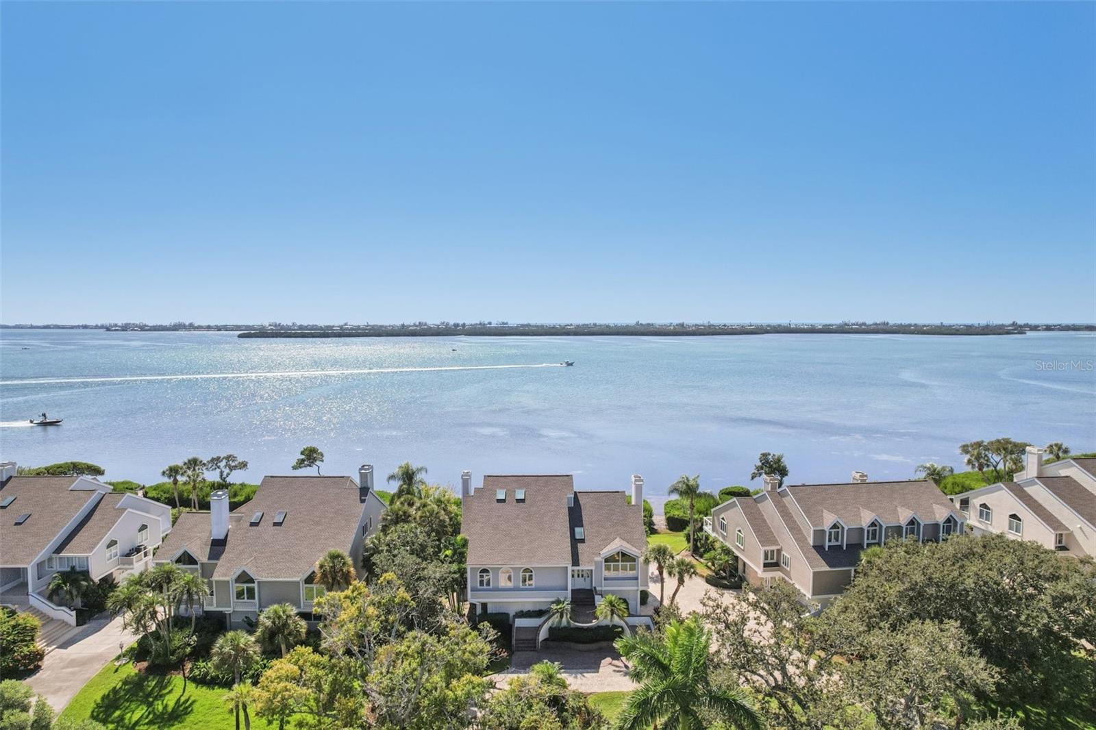 TIDY ISLAND PH II - Residential