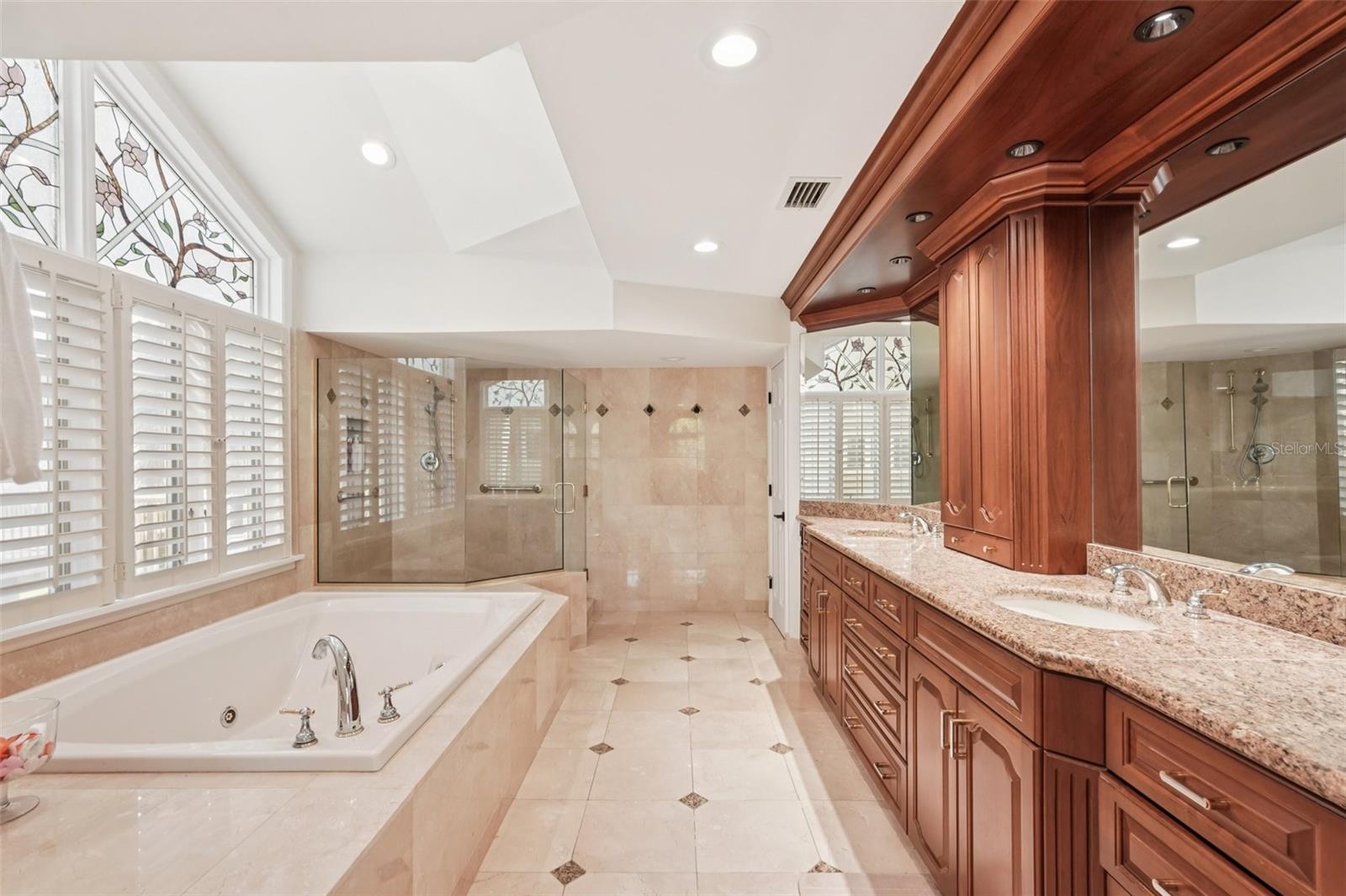 TIDY ISLAND PH II - Residential