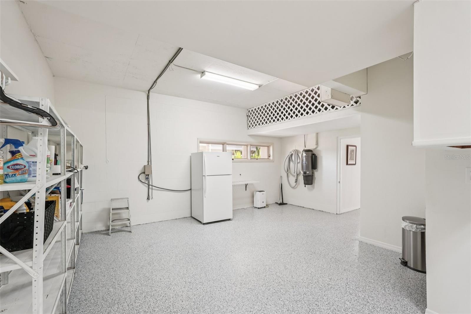 TIDY ISLAND PH II - Residential