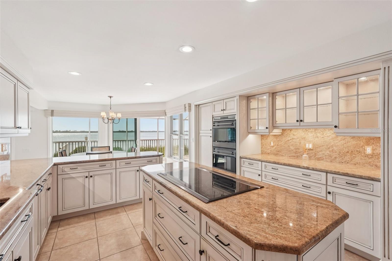 TIDY ISLAND PH II - Residential