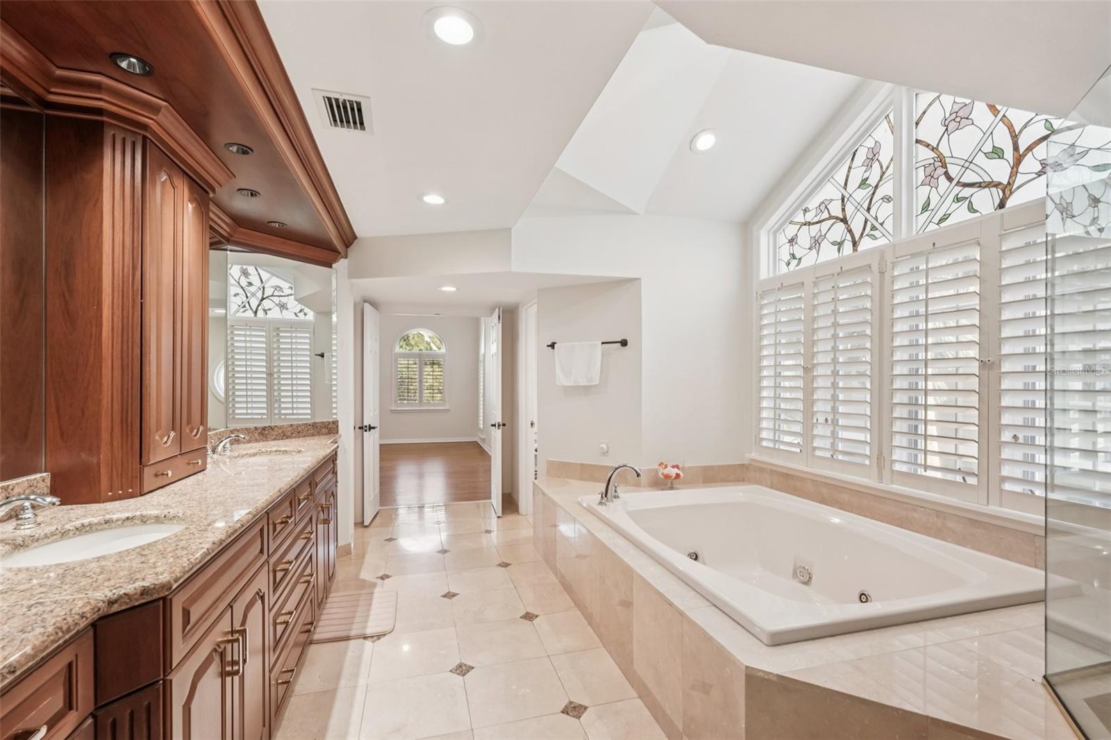 TIDY ISLAND PH II - Residential