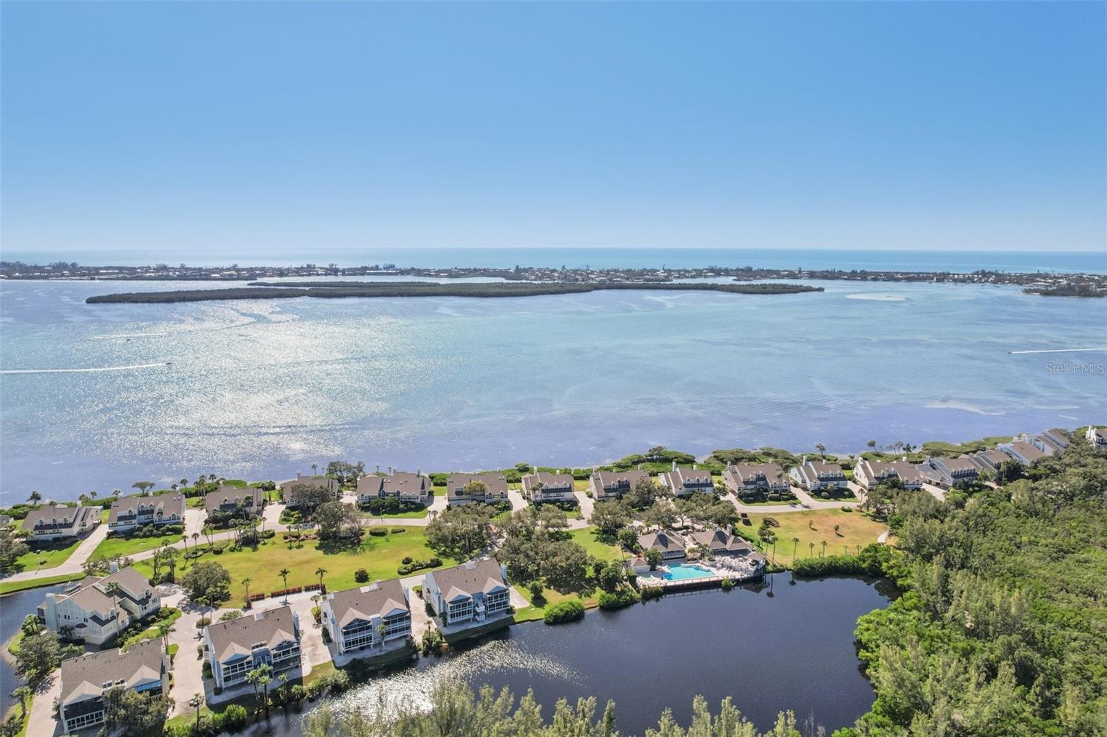 TIDY ISLAND PH II - Residential