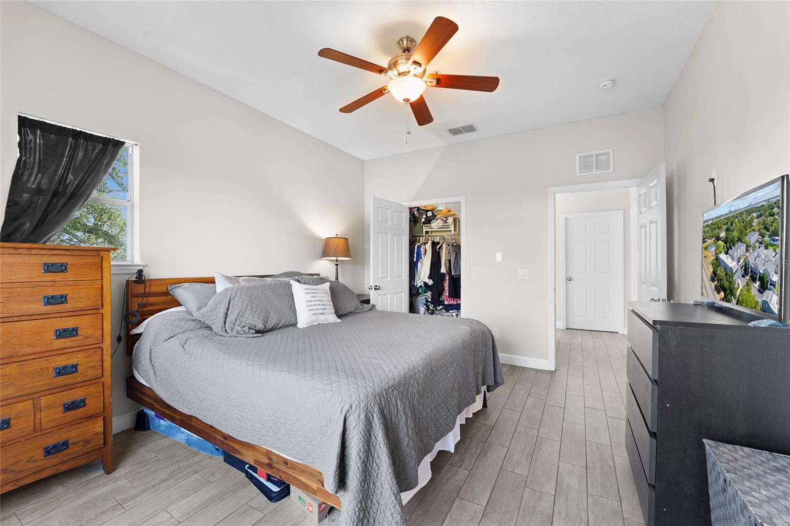 WESTSHORE TWNHMS - Residential