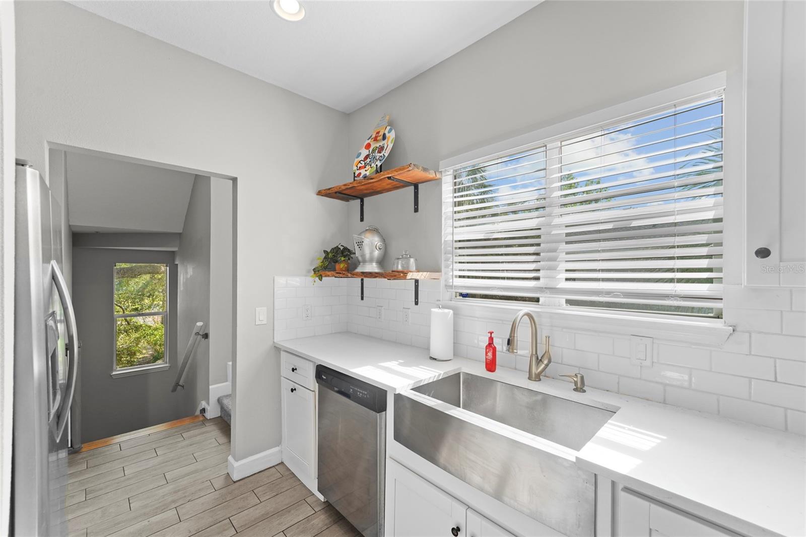 WESTSHORE TWNHMS - Residential